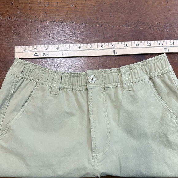 The Southern Shirt Company Nomad Tan Flat Front Shorts Men’s size Small - Picture 4 of 11